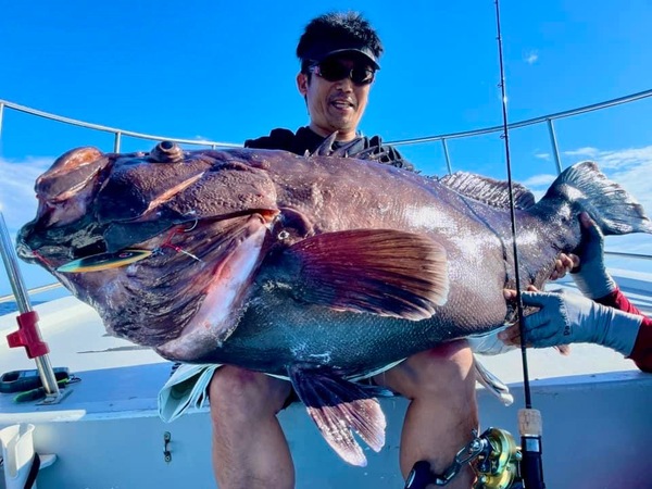 遊漁船FREEDOM nagasakiオフショアパラダイス ご案内