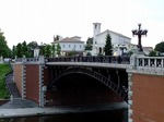 四谷見附橋が 移設復元された「長池見附橋」 四谷見附橋が 移設復元された「長池見附橋」