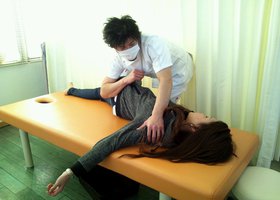 ストレッチによる骨盤矯正