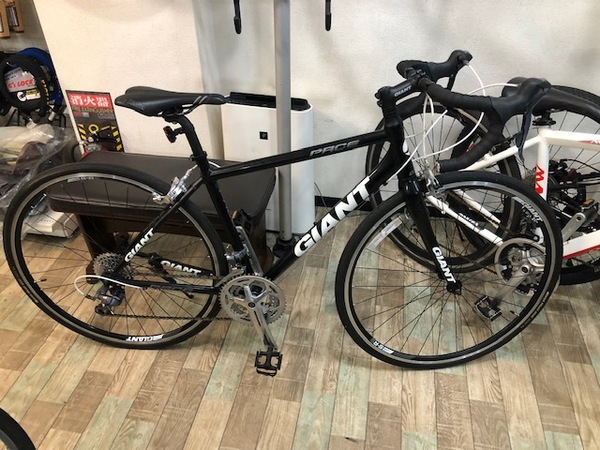 giant pace road bike