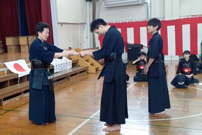 剣道打ち込み台調節式コテ練習付き 鈍く