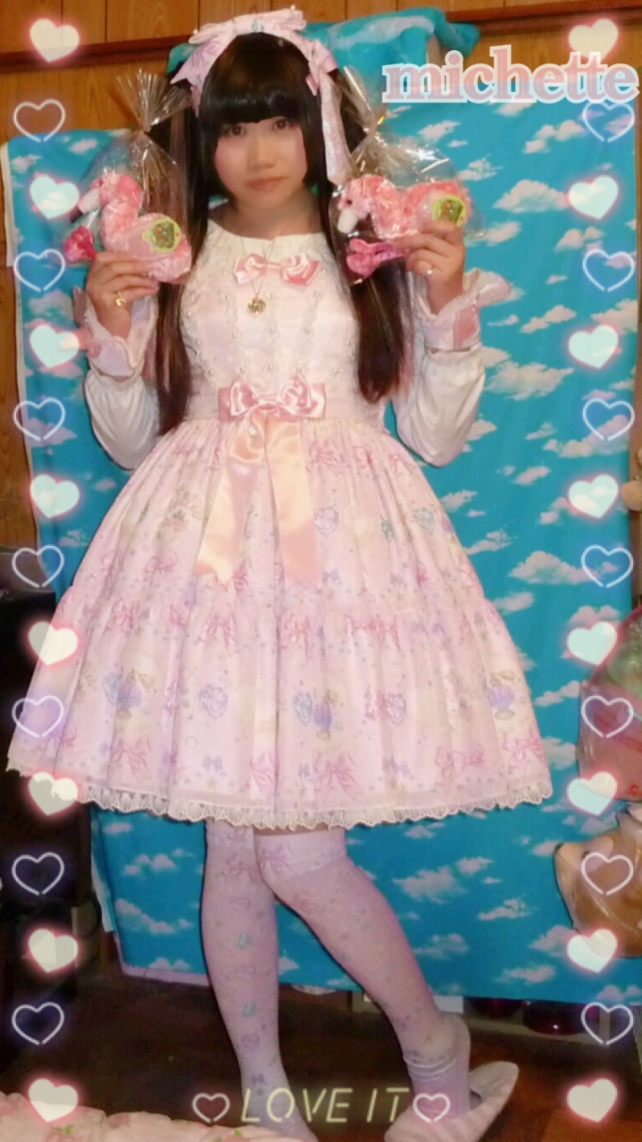 ミハエル・ネグリン☆ストレッチレース＆サテンドレス