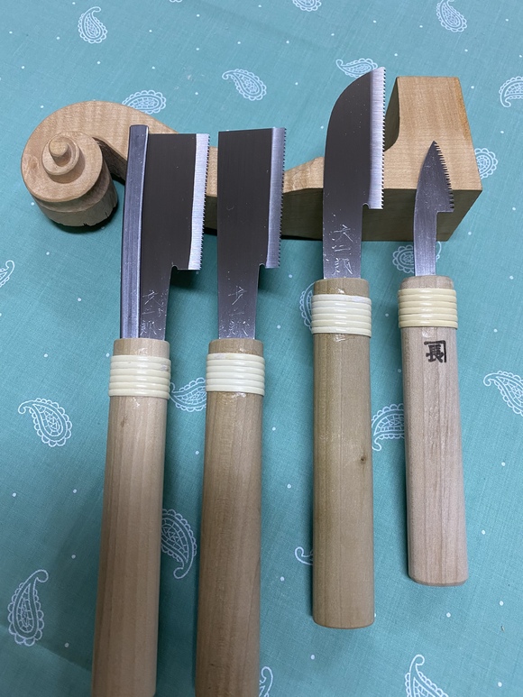 手引き鋸職人のホームページ NAKACHO HANDSAW バイオリン鋸 Saw