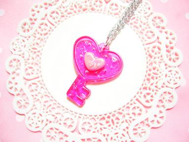 セボンスター オーロラ加工 プラ ハート？ ピンク石 セボンスター オーロラ加工 プラ ハート？ ピンク石 セボン